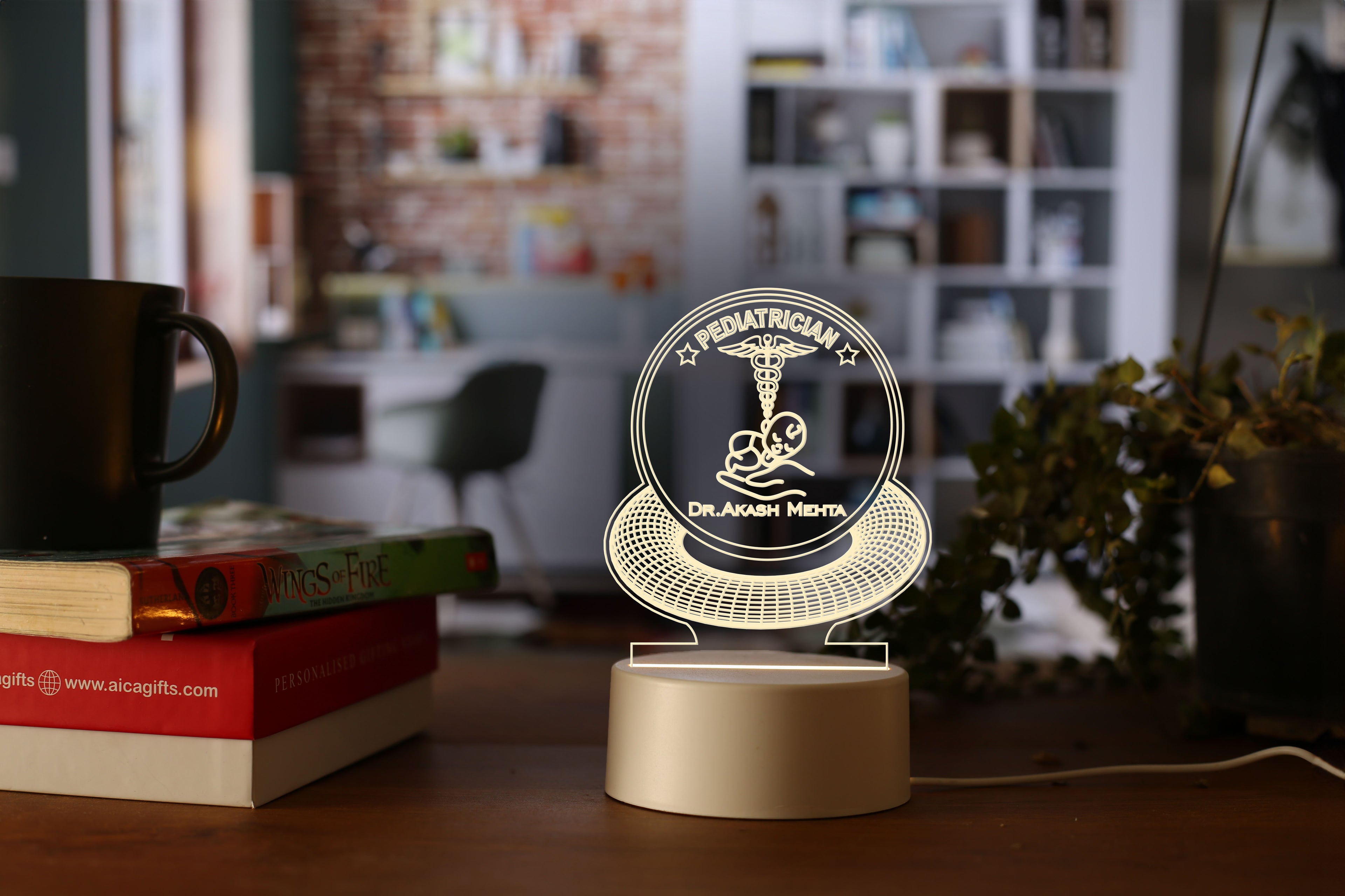 Personalized Pediatrician Doctor (Child Specialist Doctor) - LED  Lamp