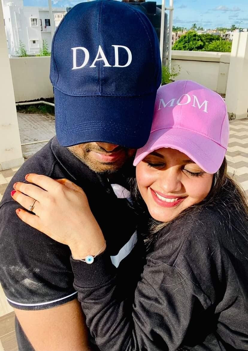 Mom Dad Cap - Blue & Pink